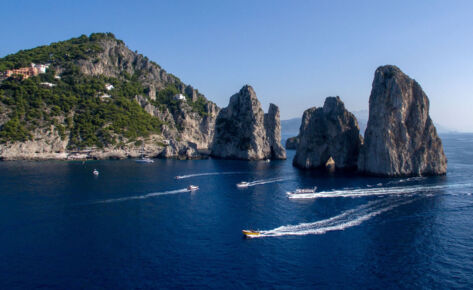 Sharing Boat Capri Tour