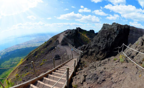 Pompeii Ruins & Mt Vesuvius & Winery with Lunch included